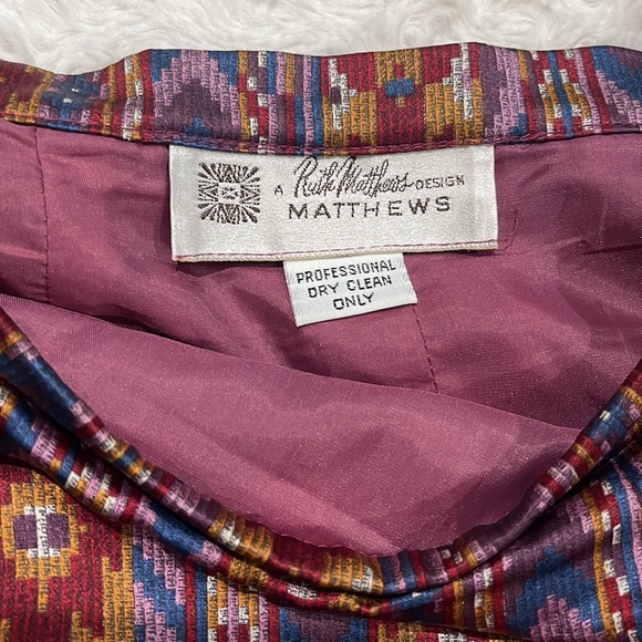 RUTH MATTHEWS DESING 2 piece silk skirt & blouse set Vintage Aztec luxury print. - Picture 13 of 16